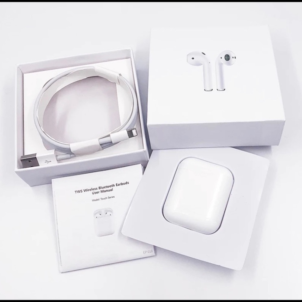 airpod 2 Generic bluetooth earbuds TWS i28 iOS 13